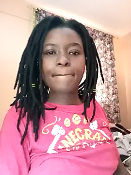 Snapshot of lauraporsi chatting on January 27, 2025, 5:58 am lauraporsi online show from January 27, 2025, 5:58 am