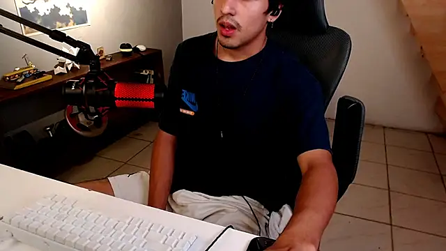 Snapshot of Thieves9 chatting on March 2, 2026, 5:08 am Thieves9 online show from March 2, 2026, 5:08 am