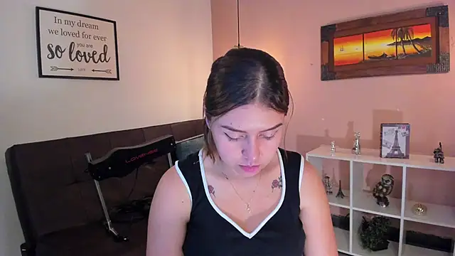 ArianaBaker online show from February 18, 2025, 7:19 pm