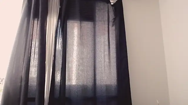 Snapshot of Osiiriis chatting on March 17, 2025, 8:51 pm Osiiriis online show from March 17, 2025, 8:51 pm