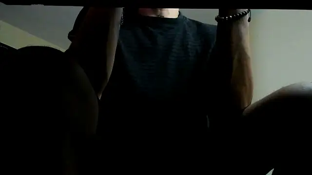 Snapshot of Osiiriis chatting on March 3, 2025, 1:28 am Osiiriis online show from March 3, 2025, 1:28 am