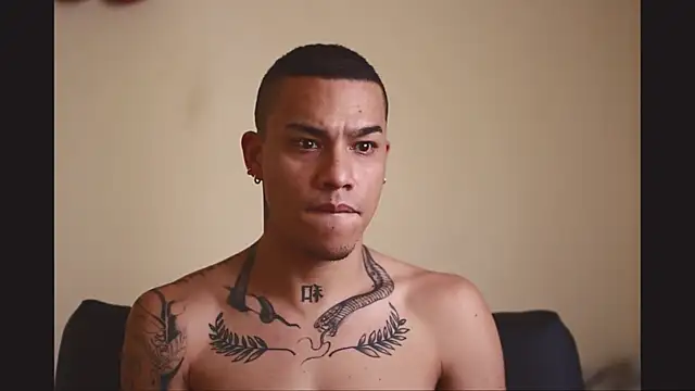 Snapshot of Osiiriis chatting on March 12, 2025, 10:07 pm Osiiriis online show from March 12, 2025, 10:07 pm