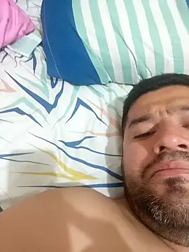 xmissinchesxx online show from March 9, 2026, 3:32 am