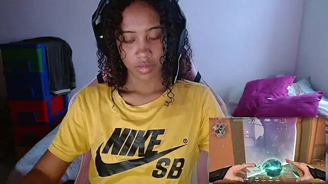 TiffanyRoouse online show from January 16, 2025, 10:44 pm