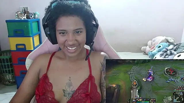 Snapshot of TiffanyRoouse chatting on November 9, 2025, 2:59 am TiffanyRoouse online show from November 9, 2025, 2:59 am