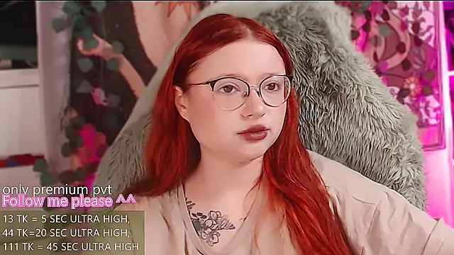 Snapshot of me__hanna chatting on June 14, 2026, 2:46 am me hanna online show from June 14, 2026, 2:46 am
