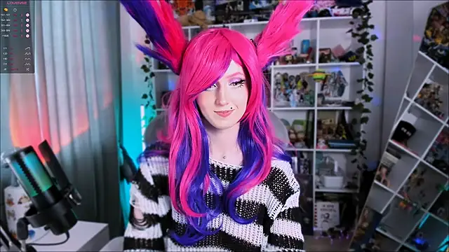 ohclementine online show from October 13, 2025, 7:54 am