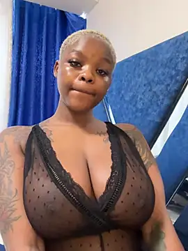 SexxyLunar online show from June 13, 2026, 8:56 am