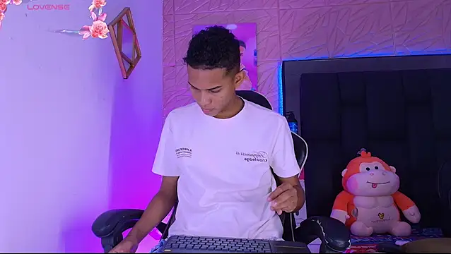 Snapshot of dilan_alfonzo chatting on June 11, 2026, 3:42 pm dilan alfonzo online show from June 11, 2026, 3:42 pm