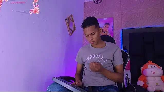 Snapshot of dilan_alfonzo chatting on June 15, 2026, 5:45 pm dilan alfonzo online show from June 15, 2026, 5:45 pm