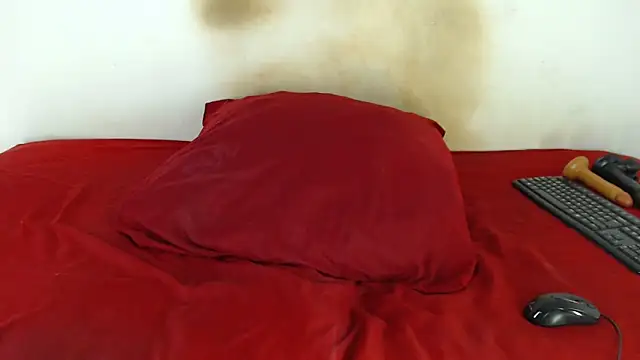 FAT ASS27 online show from February 12, 2026, 6:29 pm