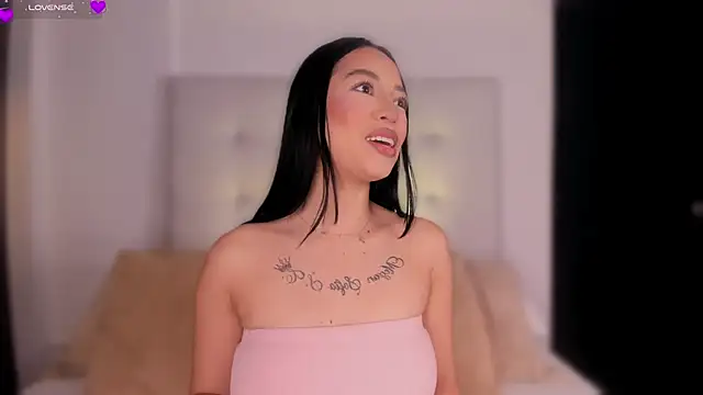 AnthonellaSweet online show from February 18, 2026, 12:01 pm