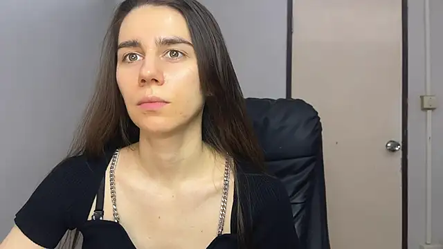 SassyJessi online show from December 18, 2025, 4:06 am