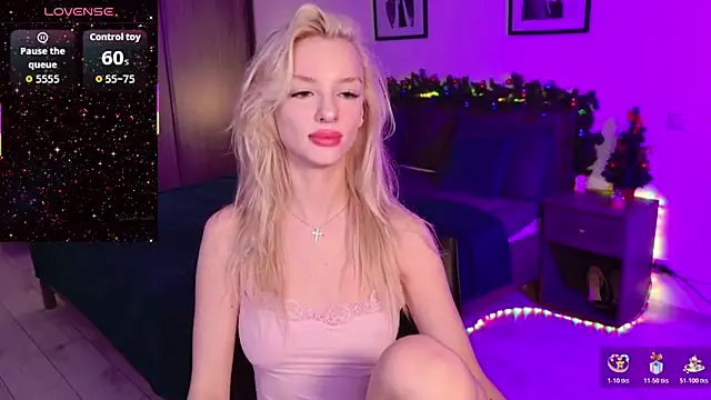 AleksaBlonde online show from December 15, 2025, 7:03 am
