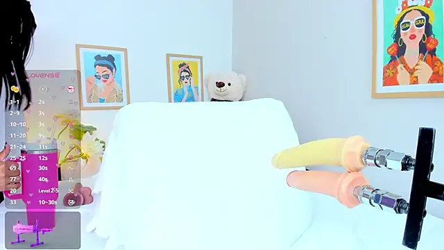 jasminnee  online show from March 2, 2026, 2:13 pm