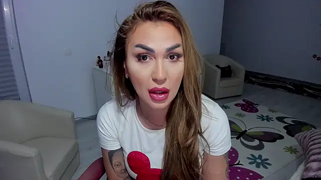 GlossyDiamondX online show from January 30, 2025, 4:58 am