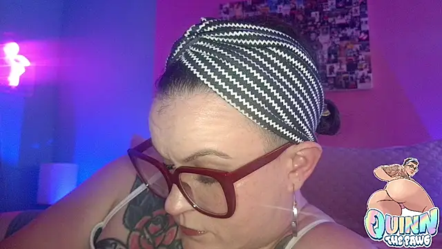 Snapshot of quinnmariexo chatting on December 4, 2025, 1:37 am quinnmariexo online show from December 4, 2025, 1:37 am