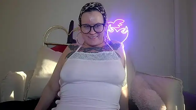 Snapshot of quinnmariexo chatting on January 15, 2026, 9:07 pm quinnmariexo online show from January 15, 2026, 9:07 pm