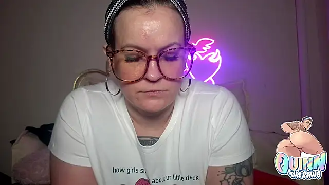 Snapshot of quinnmariexo chatting on January 8, 2026, 9:43 pm quinnmariexo online show from January 8, 2026, 9:43 pm