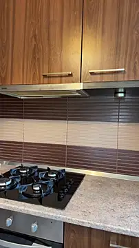 Hotmomcheckk  online show from October 16, 2025, 10:45 am