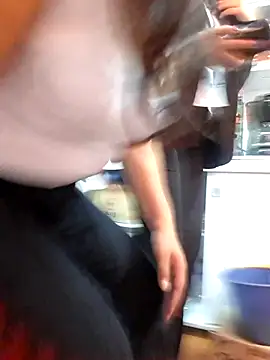 Sophie-hatter online show from April 23, 2026, 2:08 pm