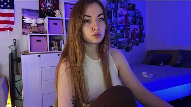 LinaWitch online show from July 23, 2026, 2:46 pm