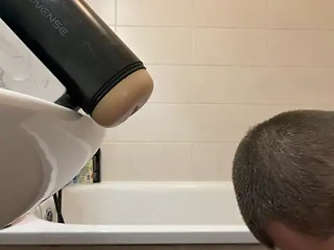 czruz online show from April 19, 2026, 1:50 am