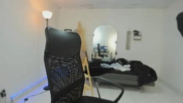 slim master12 online show from January 18, 2026, 3:15 pm