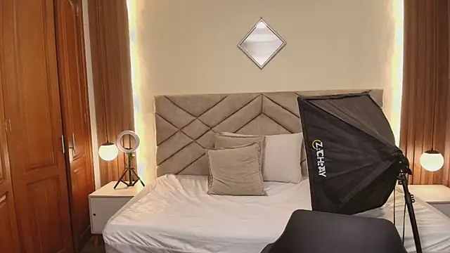 Raquel jones online show from March 21, 2026, 11:58 am