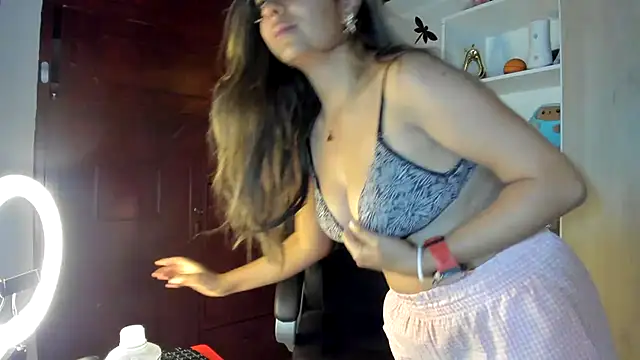 Snapshot of Isabellaa22_1 chatting on February 20, 2026, 6:26 am Isabellaa22 1 online show from February 20, 2026, 6:26 am