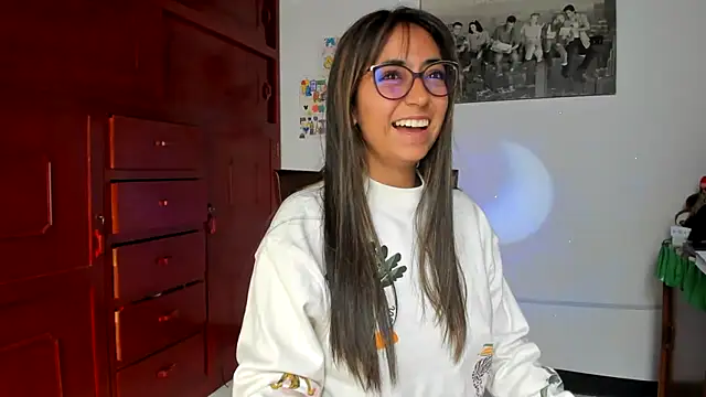 Snapshot of Isabellaa22_1 chatting on February 11, 2025, 2:57 pm Isabellaa22 1 online show from February 11, 2025, 2:57 pm