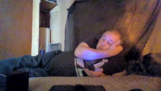 Snapshot of Nightshade7712 chatting on January 18, 2026, 9:07 pm Nightshade7712 online show from January 18, 2026, 9:07 pm