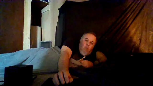 Snapshot of Nightshade7712 chatting on February 13, 2026, 1:27 am Nightshade7712 online show from February 13, 2026, 1:27 am