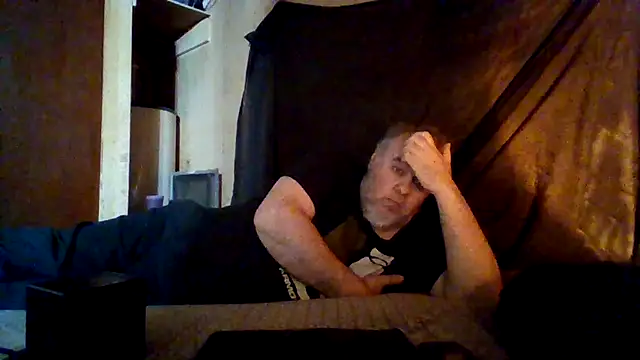 Snapshot of Nightshade7712 chatting on February 17, 2026, 4:43 am Nightshade7712 online show from February 17, 2026, 4:43 am