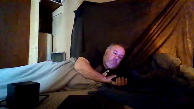 Snapshot of Nightshade7712 chatting on February 11, 2026, 8:09 pm Nightshade7712 online show from February 11, 2026, 8:09 pm