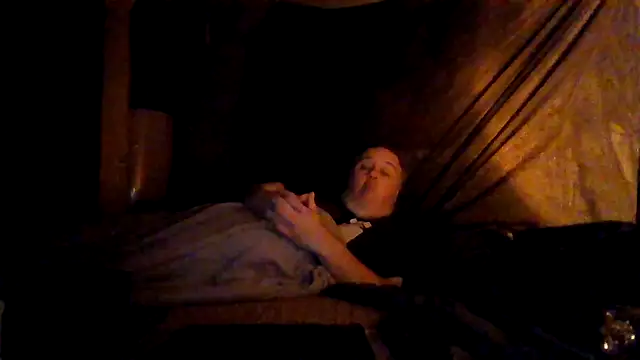 Snapshot of Nightshade7712 chatting on February 14, 2026, 4:23 am Nightshade7712 online show from February 14, 2026, 4:23 am