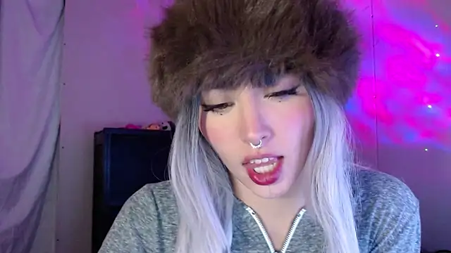 shayla bbs online show from January 15, 2026, 7:01 am