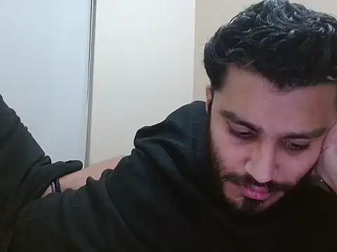 robintoit online show from November 18, 2025, 5:27 pm