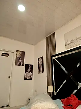 Natasha milf   online show from October 10, 2025, 12:50 pm