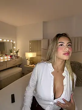  laura 02 online show from February 19, 2026, 11:34 pm