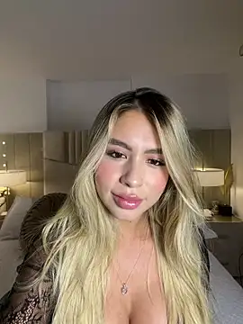  laura 02 online show from March 18, 2026, 10:43 pm