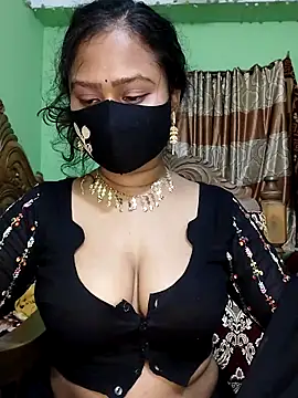 Idhika Paul online show from March 16, 2025, 5:58 am