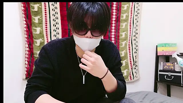 Snapshot of Phantom_yoshida chatting on January 29, 2025, 10:05 am Phantom yoshida online show from January 29, 2025, 10:05 am