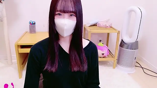 Snapshot of ---momo--- chatting on December 29, 2024, 3:44 am ---momo--- online show from December 29, 2024, 3:44 am