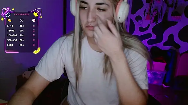 hi elora online show from April 1, 2026, 12:35 am