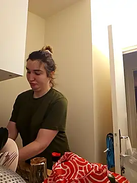 Icy  Diamond online show from January 17, 2026, 8:34 pm