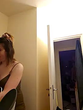 Icy  Diamond online show from February 12, 2026, 8:30 pm