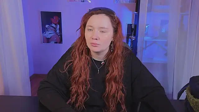 carolina elf online show from November 15, 2025, 12:20 pm