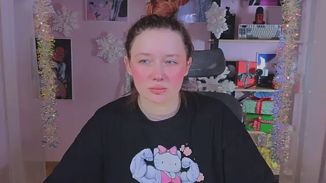 carolina elf online show from December 18, 2025, 5:01 am