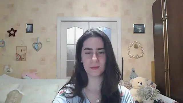 INELIKA online show from November 24, 2025, 8:53 pm